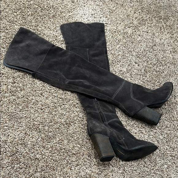 Dolce Vita Black Over the Knee Boots size 7 suede perfection! - Picture 10 of 12